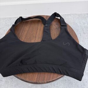 TILF ⭐️ Seamless Black Sports Bra‎